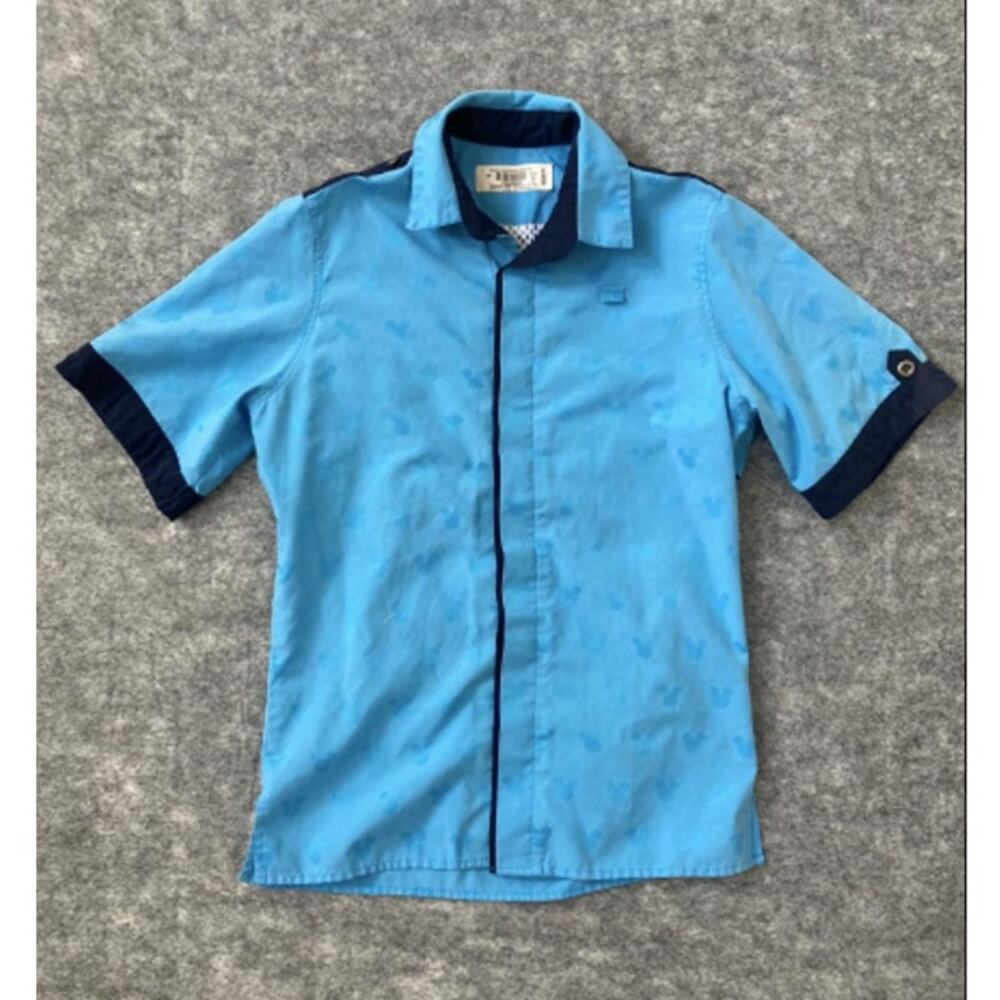 Walt Disney World Cast Member Shirt Character Attendant Male XS Button Up Blue